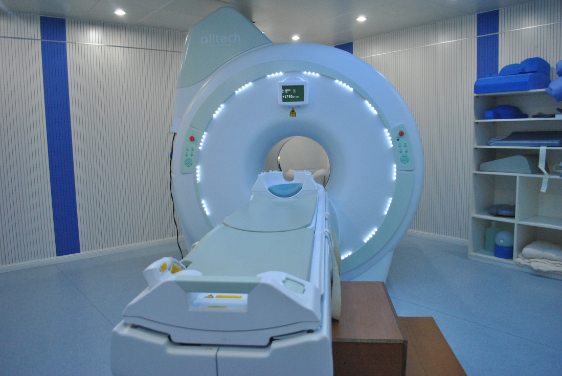 1.奧泰1.5T超導(dǎo)MRI_編輯.jpg